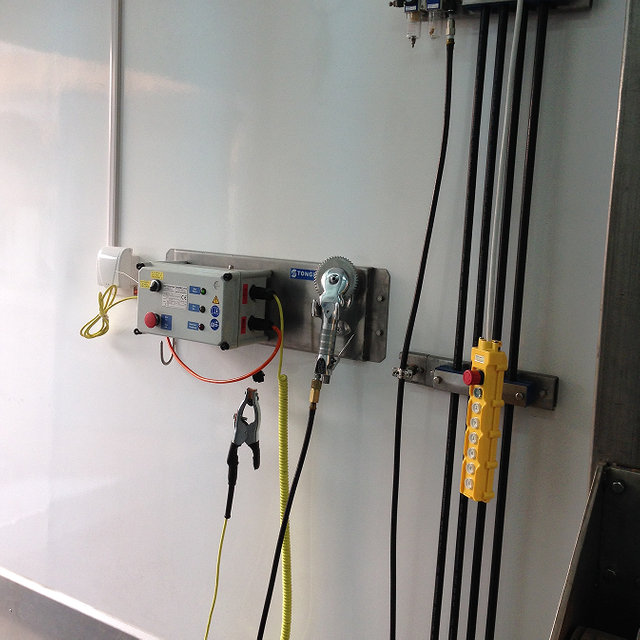 Pneumatic Dehider Knife