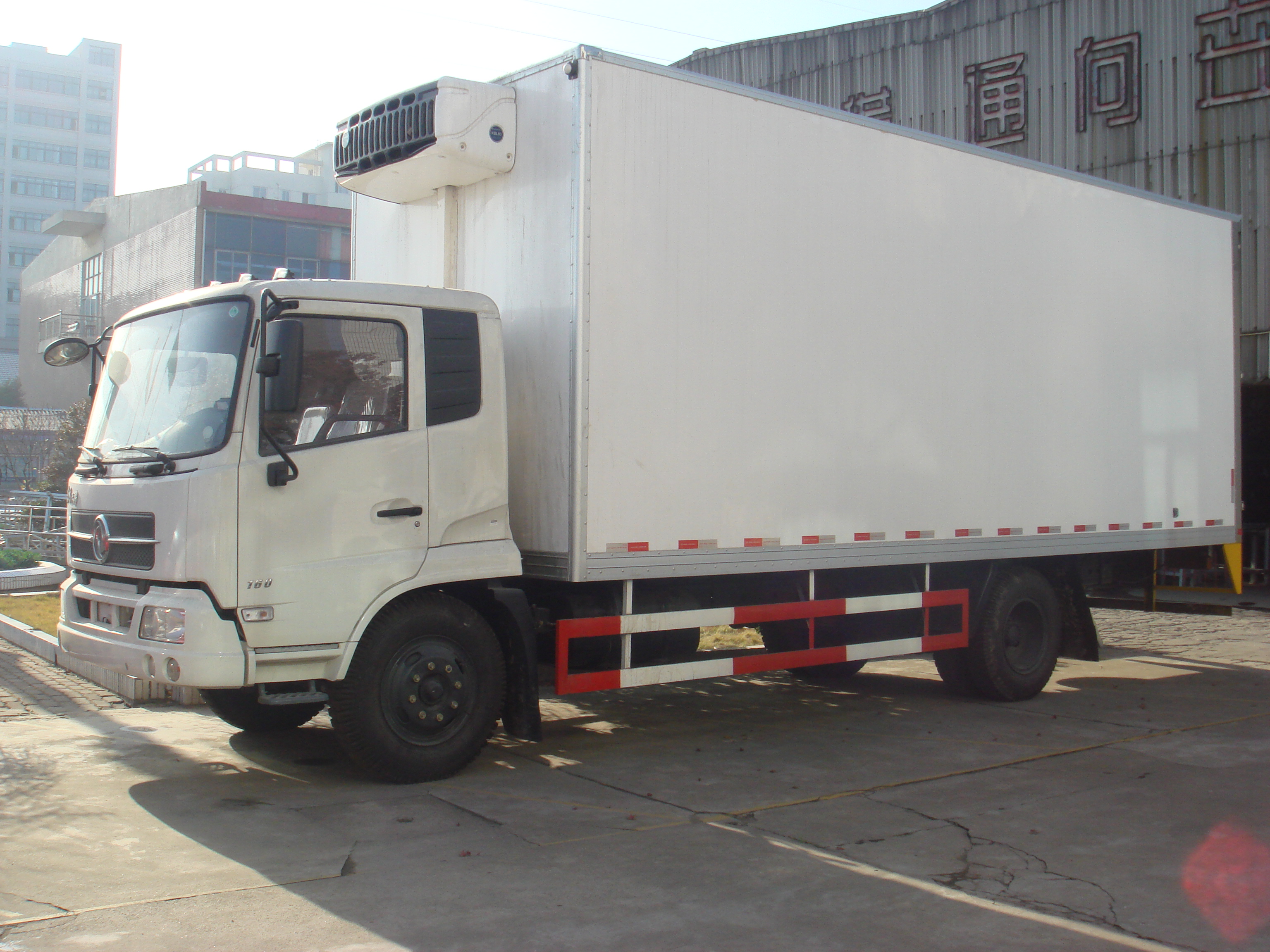 Refrigerated Truck Manual Rail