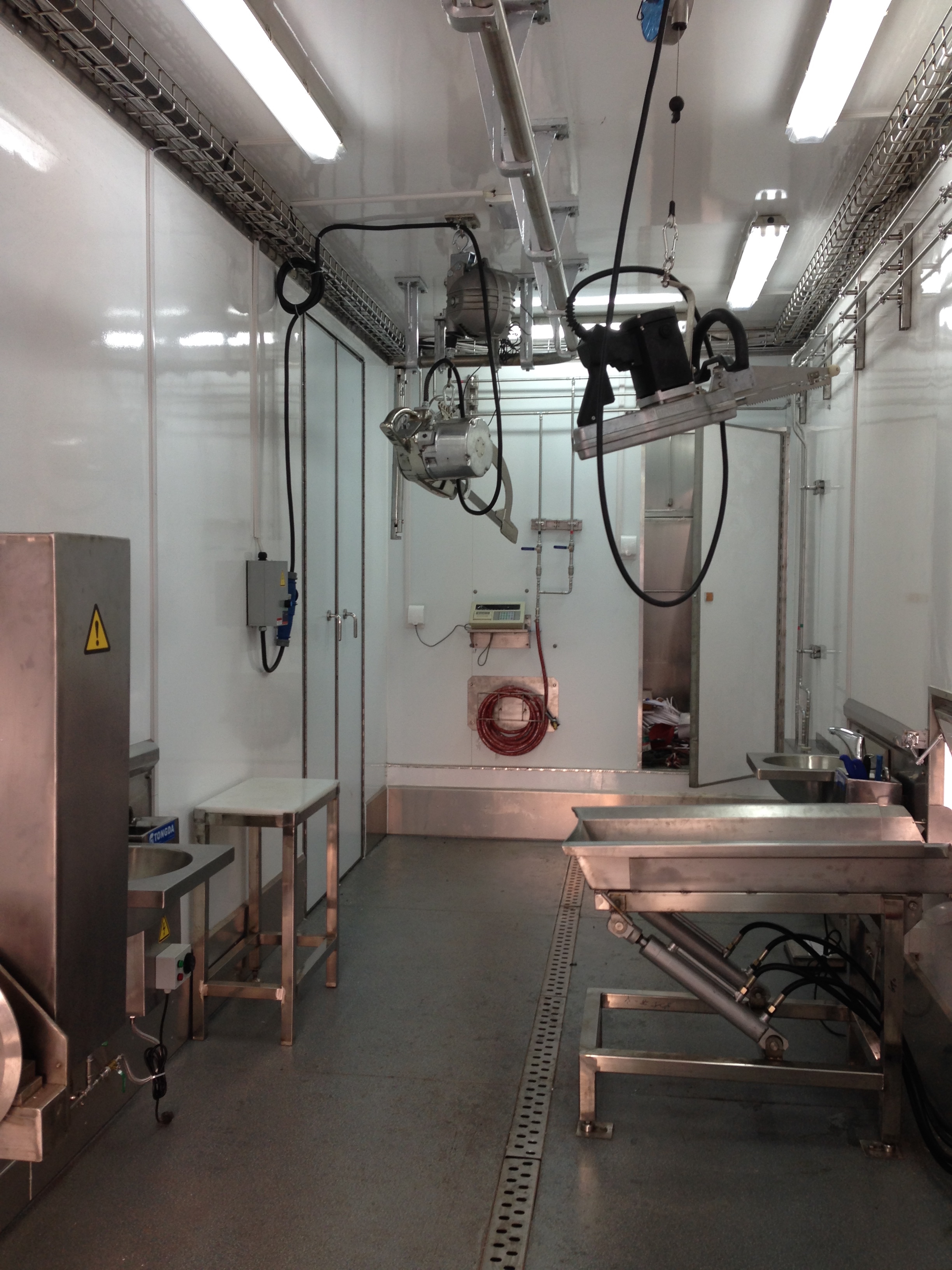 White Offals Receiving Chute