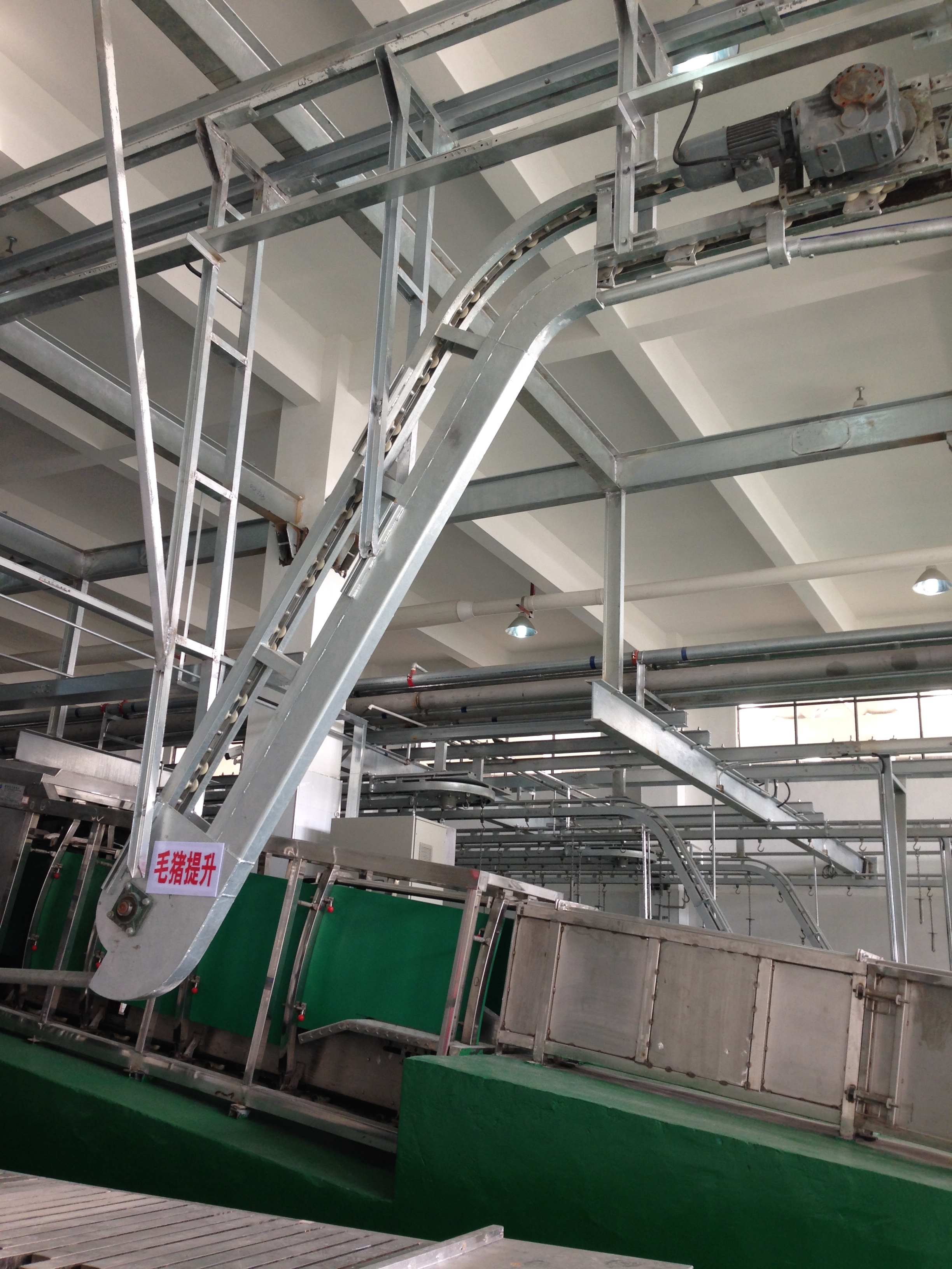 毛猪放血提升机